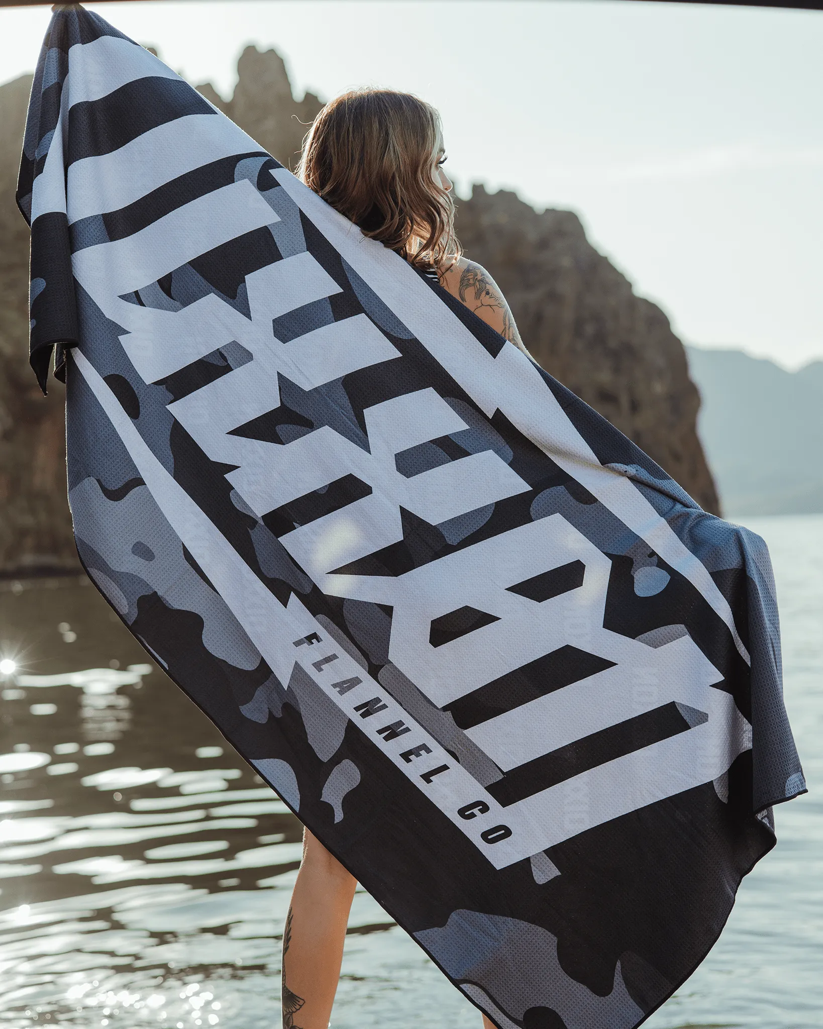 Black Camo Bolt Quick Dry Beach Towel