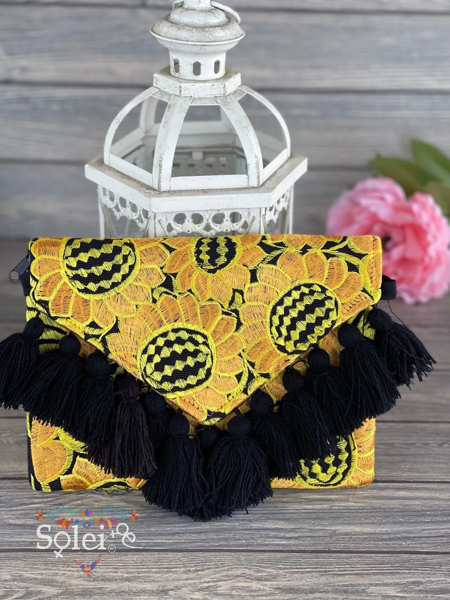 Girasoles Clutch