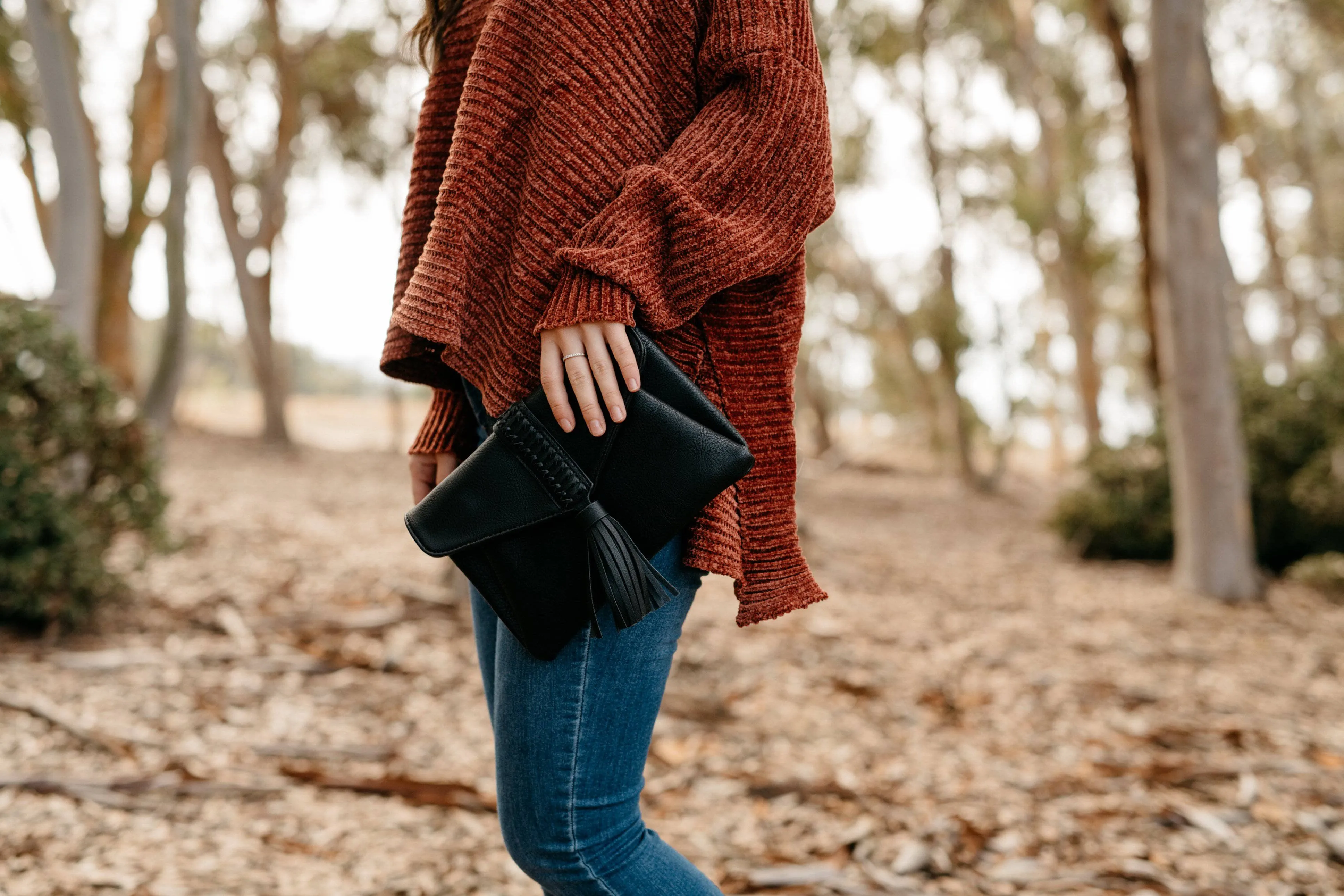 Vegan Leather Clutch/Crossbody Bag - Black