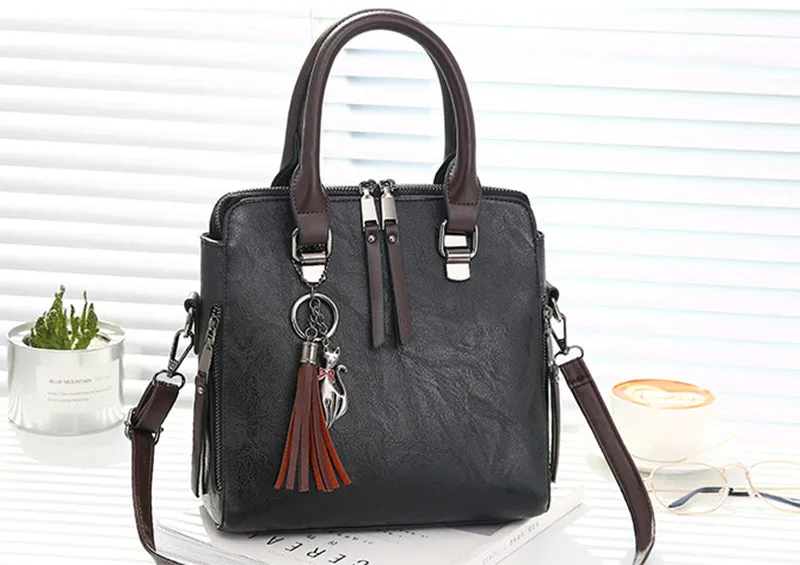 Women's Vintage Vegan Leather Medium Handbag